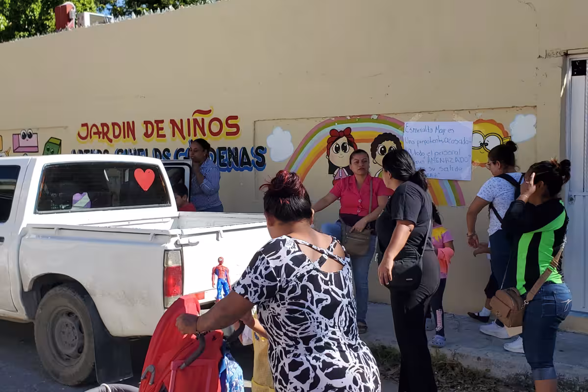 Padres protestan de nuevo en kínder de Ciudad del Carmen por cambio de ...