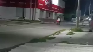 Motociclistas a exceso de velocidad alarman a residentes de la calle 23