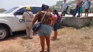 Apagones en Hool provocan protesta: exigen solución y retienen a la CFE