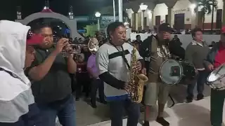 La música de jarana y los grupos jaraneros amenizaron el evento, que incluyó la interpretación de las mañanitas a la virgen