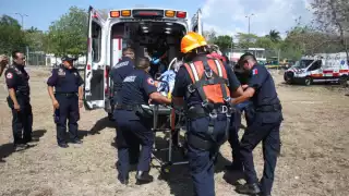 Helicóptero de la SSP traslada a Mérida a una joven de 20 años con complicaciones en su embarazo