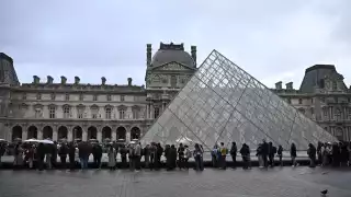 Robo en el Louvre: Francia admite fallas tras millonario golpe a joyas de la corona