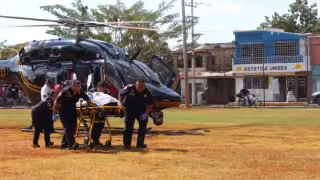 Mujer con traumatismo craneoencefálico es trasladada de emergencia de Tekax a Mérida