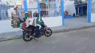 Con fe y tradición, peregrinos quintanarroenses recorren más de 300 km hacia Palenque