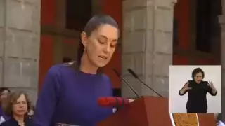 La presidenta de México, Claudia Sheinbaum Pardo, recibió el Bastón de Mando de manos de mujeres autoridades indígenas