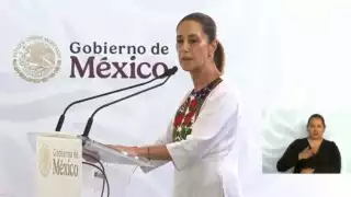 “Son hombres y mujeres de bien, honestos”: Claudia Sheinbaum condena la detención de 35 migrantes mexicanos en Los Ángeles
