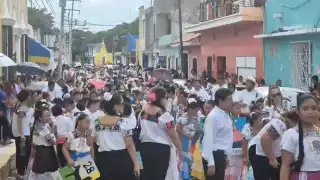 Color, música y tradición marcan inicio del Mes de la Campechanidad