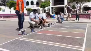 Pintaron un paso peatonal frente al Palacio Municipal.