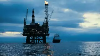 Fitch Ratings mejora la calificación de Pemex a “BB+” tras apoyo financiero del Gobierno