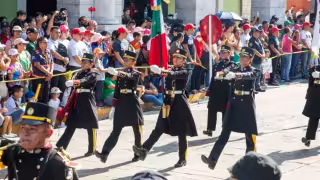 Desfile Cívico-Militar EN VIVO hoy 16 de septiembre desde el Centro Histórico de Mérida