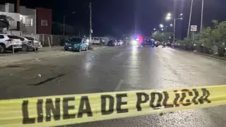 Madrugada violenta en Cancún: Reportan ataque armado en la avenida Lakín; hay un herido