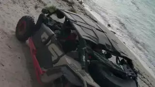 Captan en video a un hombre conduciendo a alta velocidad en la playa de Chuburná, Yucatán