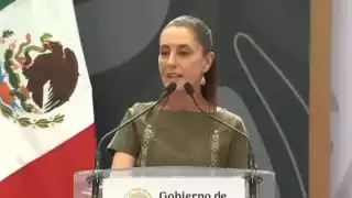 Sheinbaum reafirma que el poder reside en el pueblo durante invitación al Zócalo