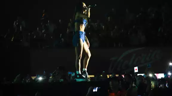 Inna se presenta en el tercer día de la Feria de Yucatán. Inna se presenta en el tercer día de la Feria de Yucatán.
