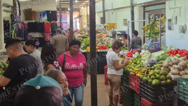 Aumenta la movilidad comercial en Champotón por festejos de Año Nuevo.