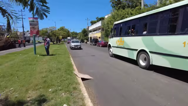 La SPSC continúa los trabajos de pavimentación en la avenida López Portillo, entre las calles Pedro Moreno y Puente