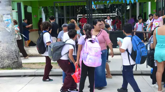 La Asociación de Pediatría exhorta a los padres de familia ser más atentos con la salud de sus hijos