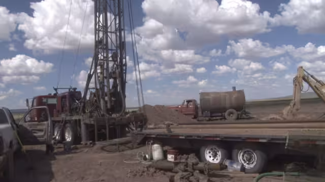 El exgobernador presentó un amparo para suspender la sanción, que fue otorgado en menos de 24 horas por una juez