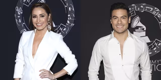 Carlos Rivera y Cynthia Rodríguez se conocieron en el 2005 en el reality La Academia