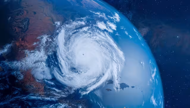 Prevén 13 huracanes esta temporada; Yucatán lleva cinco años sin impacto directo, pero no se confía