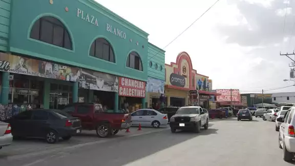 Mantendrán sus negocios abiertos, con medidas sanitarias Mantendrán sus negocios abiertos, con medidas sanitarias