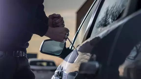 En los últimos seis años se han registrado un total de mil 85 robos de autos