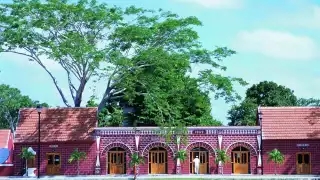 La exhacienda mantiene su color rojo tras un proceso de restauración