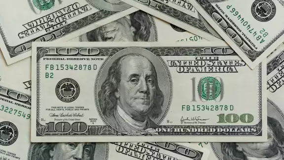 Revisa el precio del dólar hoy sábado 4 de septiembre de 2021 en México para la compra y venta en los principales bancos del país Revisa el precio del dólar hoy sábado 4 de septiembre de 2021 en México para la compra y venta en los principales bancos del país