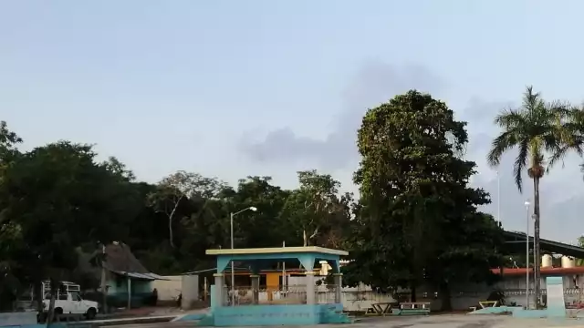 Las lluvias han provocado acumulamiento de agua en los patios de los domicilios