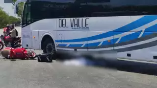 El cadáver de la mujer fue llevado al Semefo de Playa del Carmen en espera de ser reclamado por sus familiares