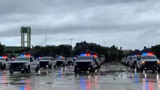 Los elementos de la Guardia Nacional que conforman el Batallón de Seguridad Turística, se alistan para iniciar patrullaje en Cancún