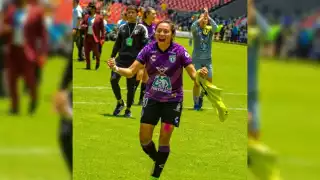 Viridiana Salazar, Oriunda de Chetumal, juega con el equipo de Tuzas del Pachuca, que están en la semifinal de la Liga MX Femenil