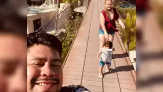 La hija de la australiana desaparecida, de dos años de edad, terminó en resguardo del DIF cuando fuer hallada afuera de una iglesia en Cancún