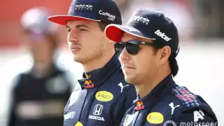 Max Verstappen y Checo Pérez