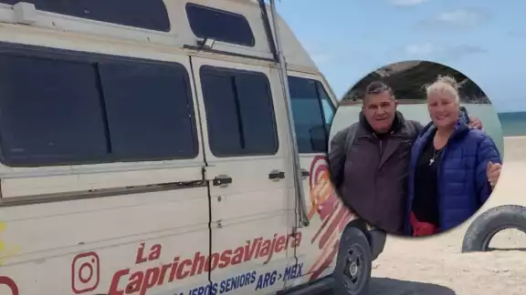 'La Caprichosa' es la unidad en la que los abuelitos argentinos buscan llegar a Tulum, Quintana Roo 'La Caprichosa' es la unidad en la que los abuelitos argentinos buscan llegar a Tulum, Quintana Roo