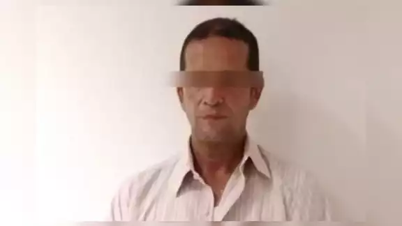 Vecinos molestos retuvieron al hombre hasta que llegó la Policía Quintana Roo a la Supermanza 64 de Cancún Vecinos molestos retuvieron al hombre hasta que llegó la Policía Quintana Roo a la Supermanza 64 de Cancún