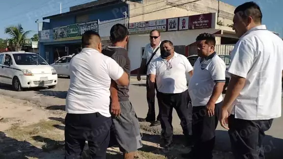 En la persecución y captura de un ladrón en Carrillo Puerto participaron vecinos, taxistas y obreros en la colonia Leona Vicario
