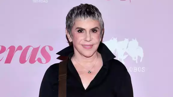 Rebecca Jones indicó que regresara a las telenovelas de la mano de 'El Güero' Castro, y dejar en claro su estado real de salud Rebecca Jones indicó que regresara a las telenovelas de la mano de 'El Güero' Castro, y dejar en claro su estado real de salud