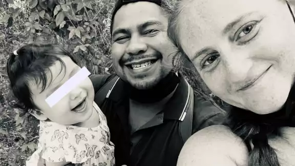 La menor apareció en Cancún y de la mujer australiana no se sabe nada desde el 30 de abril, según familiares de la fémina, reportada como desaparecida en Yucatán La menor apareció en Cancún y de la mujer australiana no se sabe nada desde el 30 de abril, según familiares de la fémina, reportada como desaparecida en Yucatán
