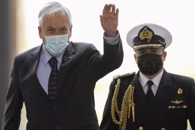 Piñera evade el juicio