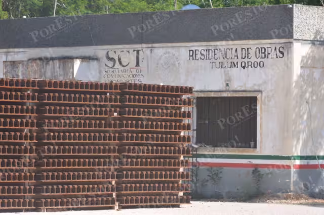 El pasado 25 de octubre se recibieron las primeras 2 mil 626 toneladas de rieles a Tulum para el Tramo 5 Sur