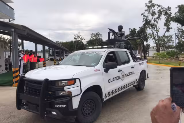 Son 100 elementos de la Guardia Nacional los que se unen al patrullaje de Playa del Carmen para controlar la inseguridad