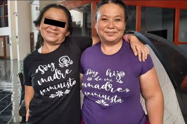 Ariadne Song (Derecha) participó en la iniciativa presentada ante el Congreso de Quintana Roo para despenalizar el aborto en el Estado