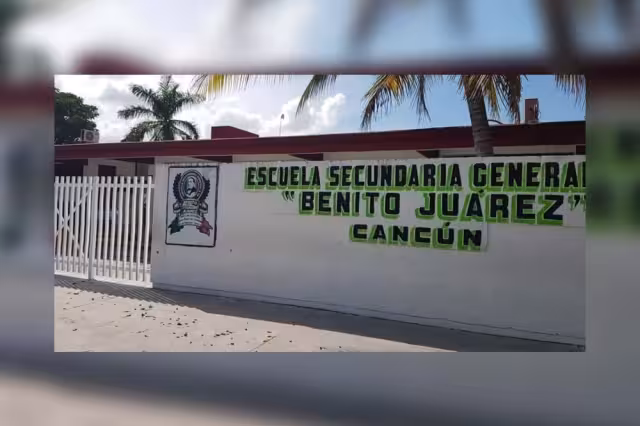La tela colgada por delincuentes fue vista por vecinos de la Región 103, quienes dieron aviso al 911 para que fuese retirada