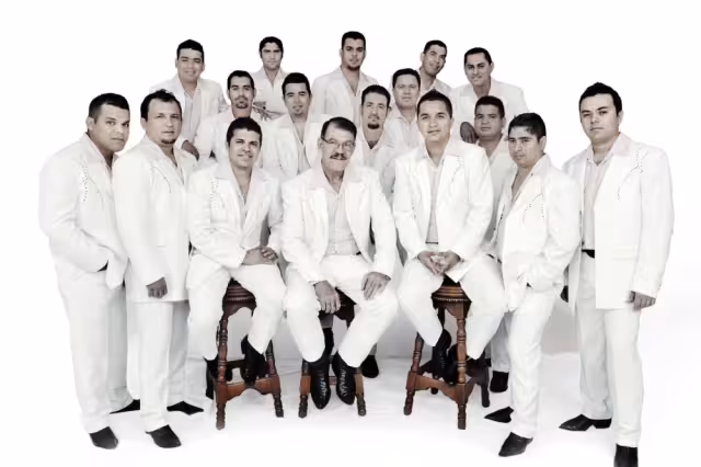 El concierto de La Arrolladora Banda El Limón iniciará cerca de las 23:00 horas este jueves 15 de septiembre en Playa del Carmen
