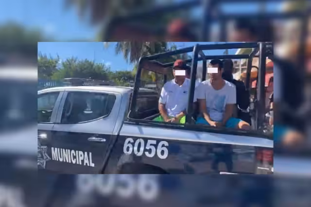 Los migrantes indocumentados detenidos en Isla Mujeres fueron trasladados a Cancún hacia las instalaciones del INM