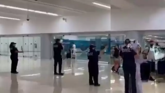 Los elementos policiacos bailaban al ritmo de un R&B del estadounidense Ben E. King en el aeropuerto de Cancún