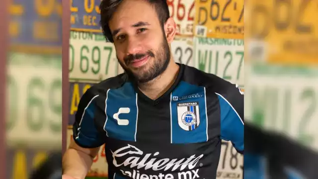 La celebridad de internet recordó viejos tiempos en la cancha