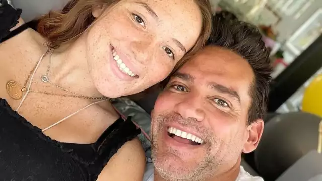 Cristian de la Fuente externó su felicidad de compartir unos días de descanso junto a su hija en el Caribe Mexicano