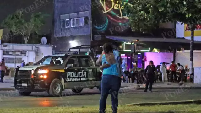 Durante los ataques armados a bares de Cancún, algunas personas grabaron el momento en el que se oían los disparos de los delincuentes